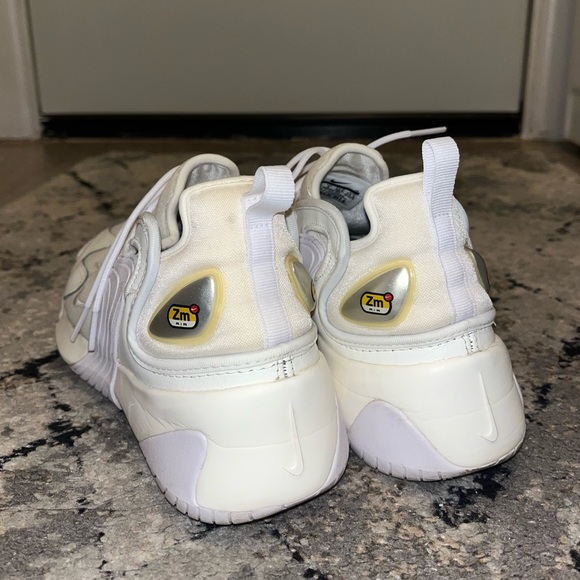 Vintage Nike “Dad” Sneakers - Picture 4 of 9